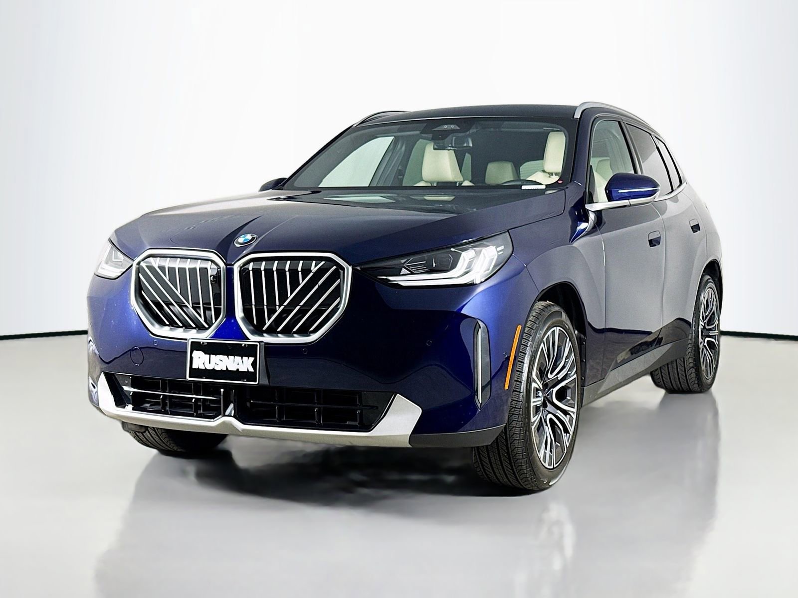 Used 2026 BMW X3 xDrive30 w/ Premium Package image 3