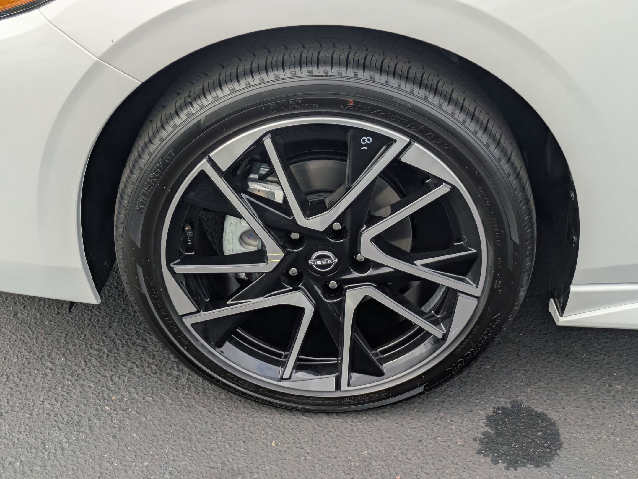 New 2025 Nissan Sentra SR image 10