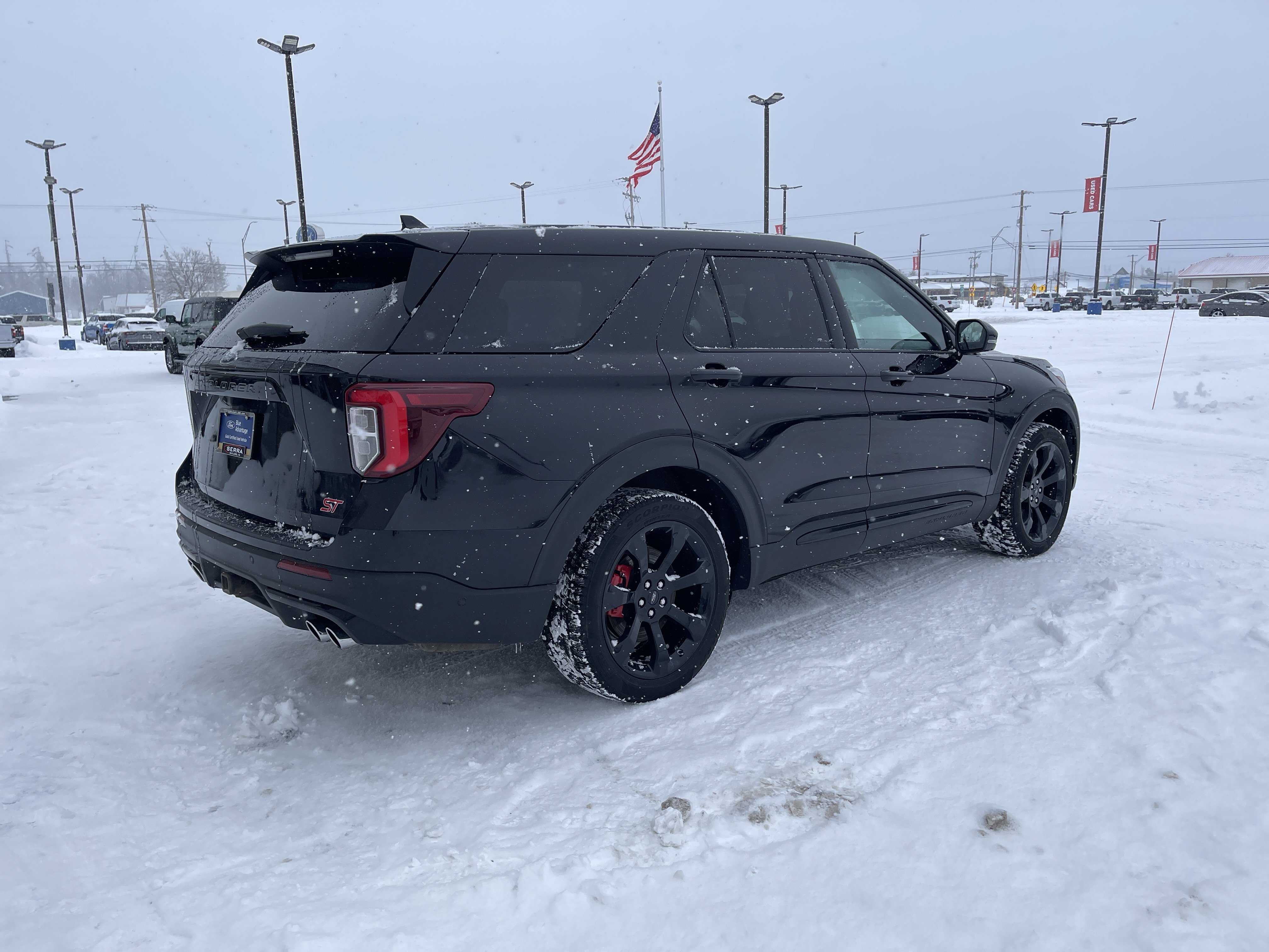 Certified 2021 Ford Explorer ST w/ Equipment Group 401A image 3