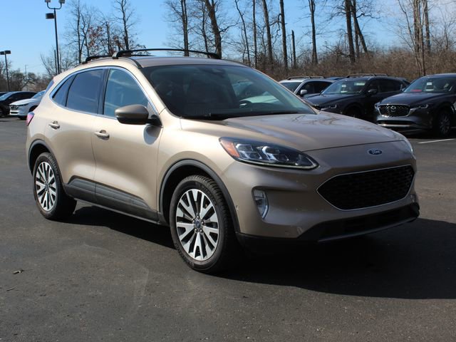Used 2020 Ford Escape Titanium image 1