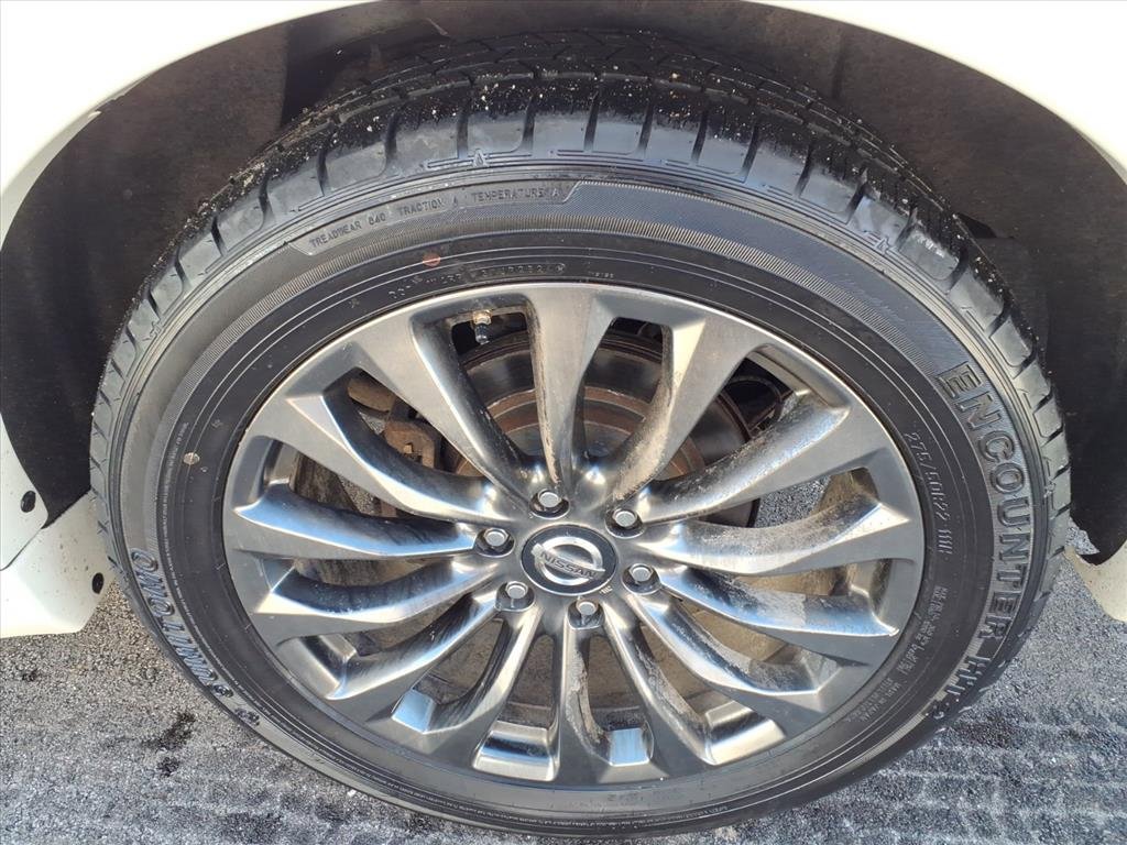 Used 2020 Nissan Armada Platinum w/ Platinum Reserve Package image 11