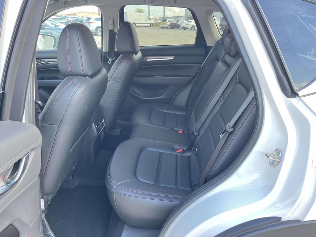 New 2025 MAZDA CX-5 Carbon Edition image 25