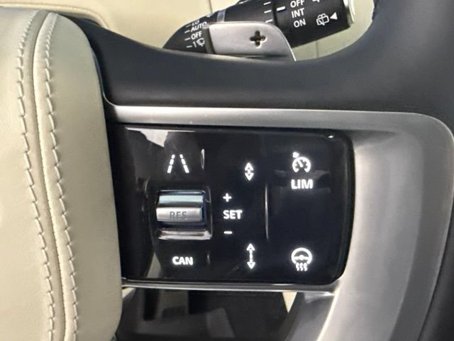 Used 2026 Land Rover Range Rover SE AWD/4WD image 20