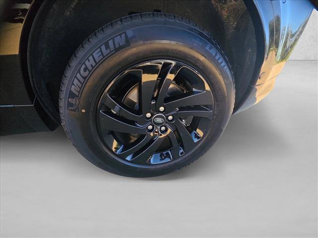 Used 2026 Land Rover Discovery Sport Landmark AWD/4WD image 20
