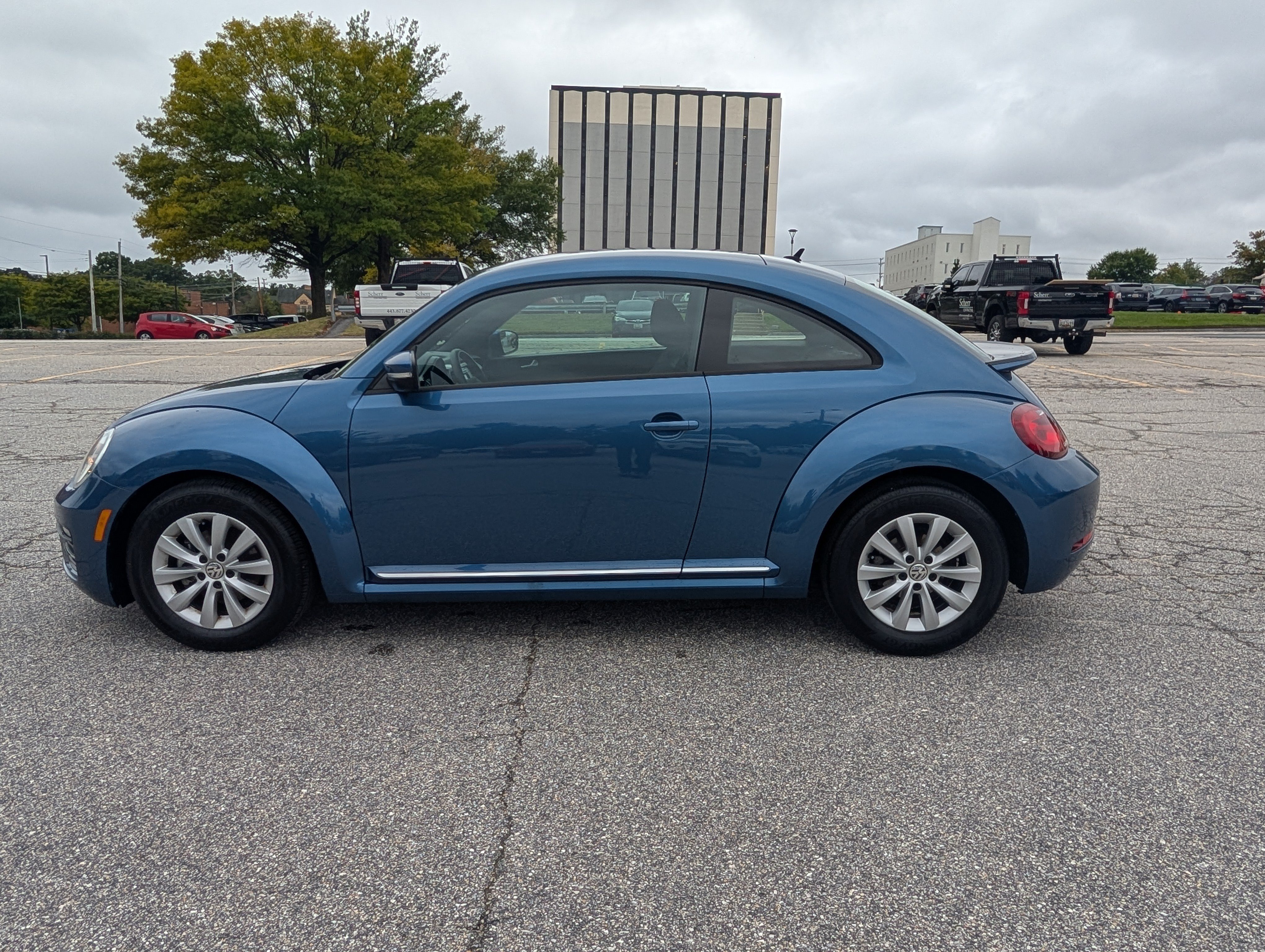 Used 2019 Volkswagen Beetle 2.0T S FWD image 6