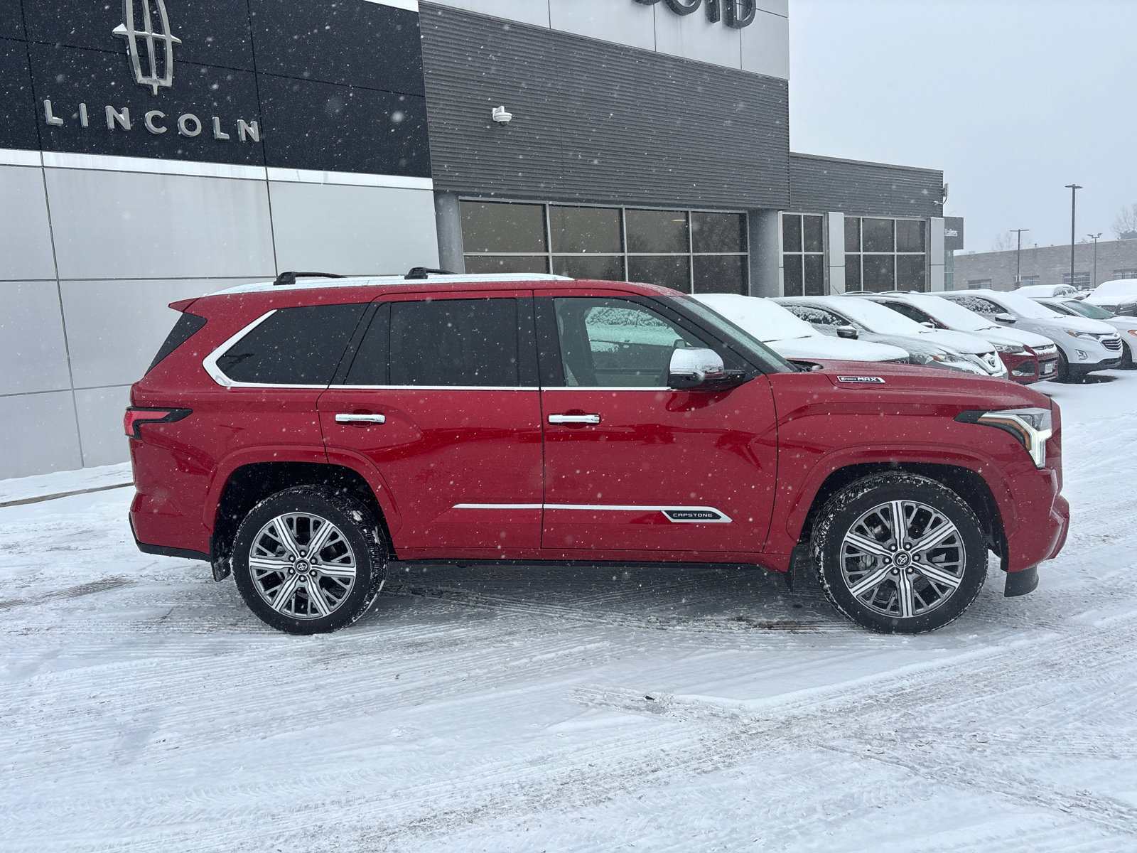 Used 2025 Toyota Sequoia Capstone image 8