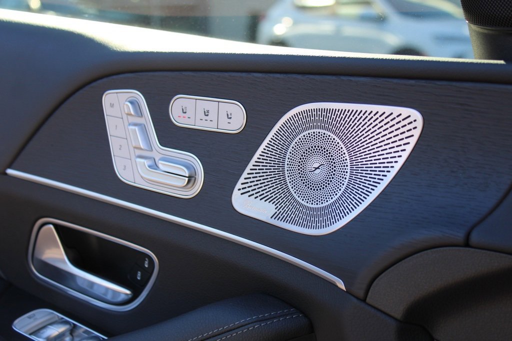 Certified 2025 Mercedes-Benz GLE 450 4MATIC image 12