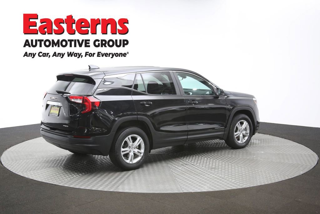 Used 2022 GMC Terrain SLE image 42