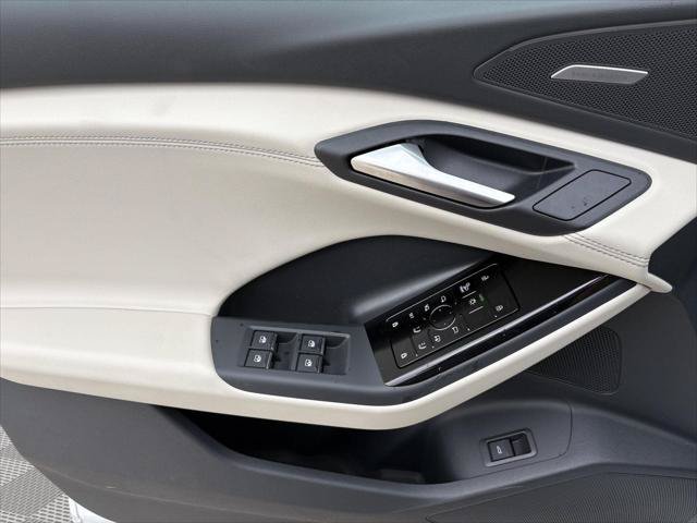 New 2027 Audi Q6 e-tron Premium Plus AWD/4WD image 12