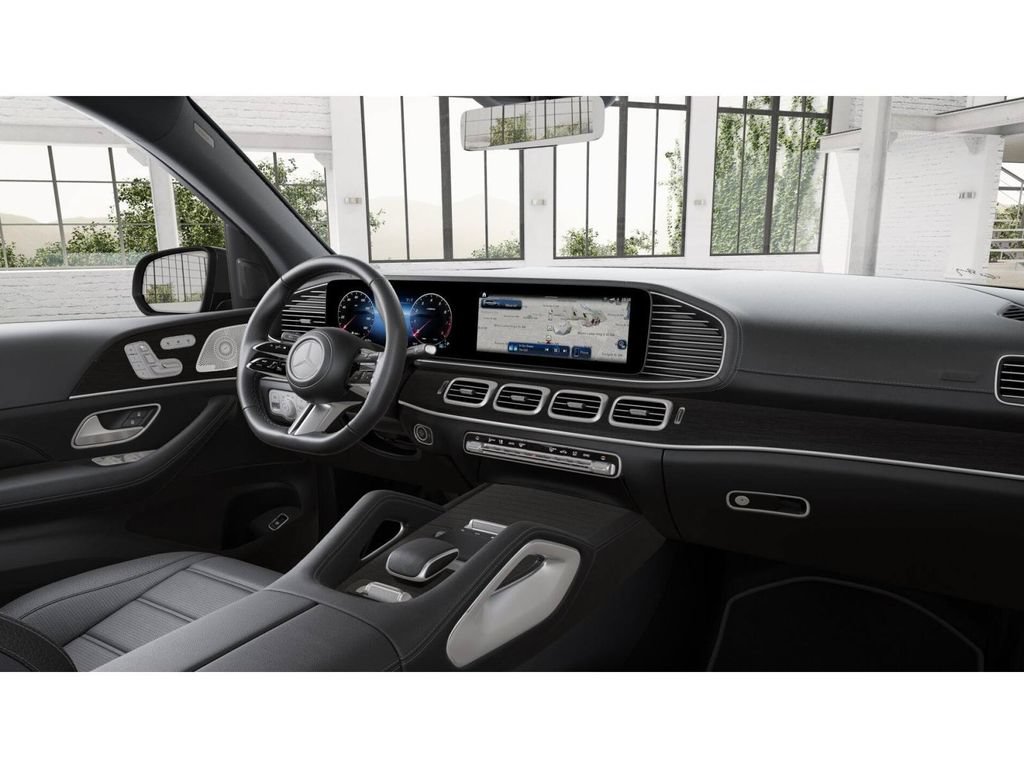 New 2026 Mercedes-Benz GLS 580 4MATIC image 6
