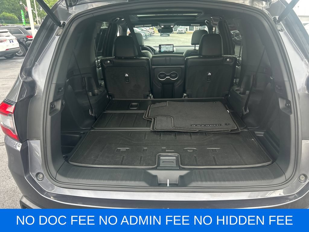 Used 2025 Honda Pilot Black Edition image 25