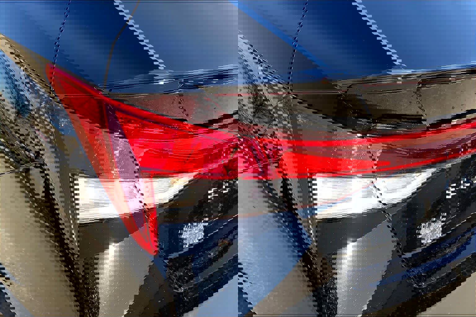 Used 2025 Hyundai Elantra Sport image 28