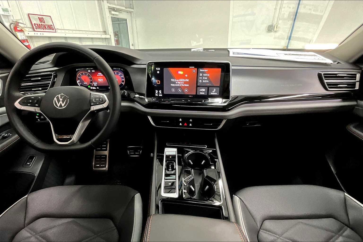 New 2026 Volkswagen Atlas Peak Edition image 7