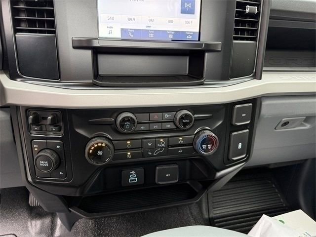 New 2026 Ford F550 4x4 Regular Cab Super Duty w/ XL Chrome Package image 11