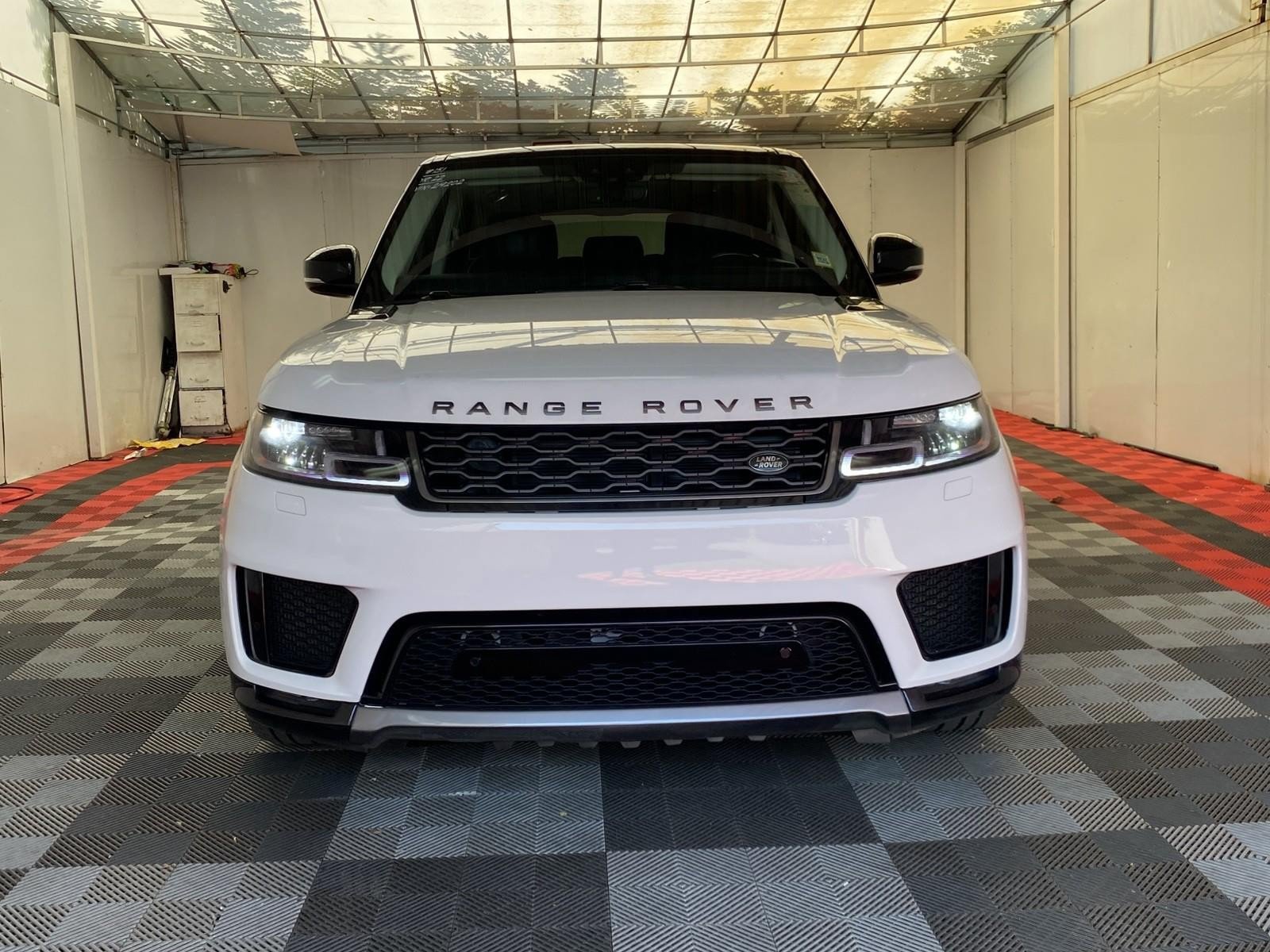 Used 2022 Land Rover Range Rover Sport HSE Silver Edition AWD/4WD image 2