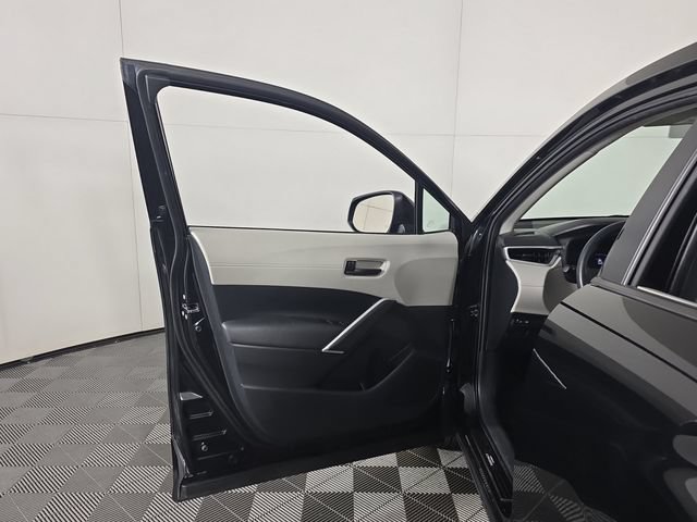 Used 2024 Toyota Corolla Cross L AWD/4WD image 20