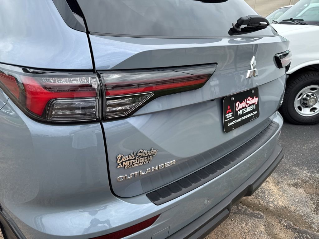 New 2026 Mitsubishi Outlander Trail Edition image 46