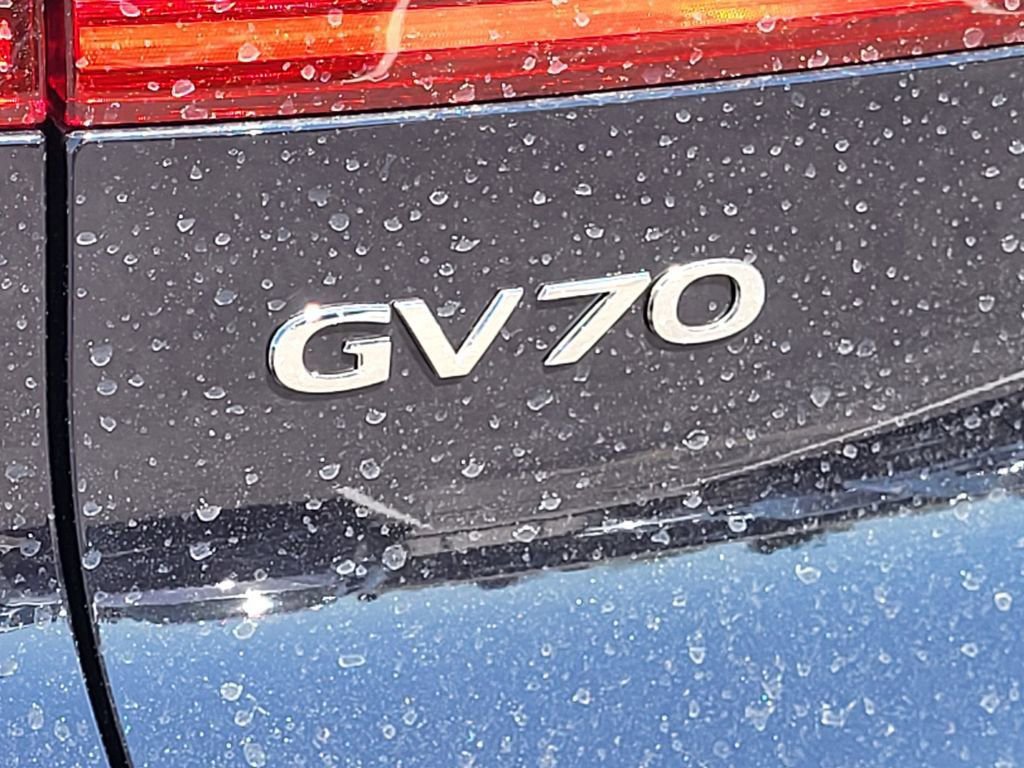 New 2026 Genesis GV70 2.5T Select AWD/4WD image 11