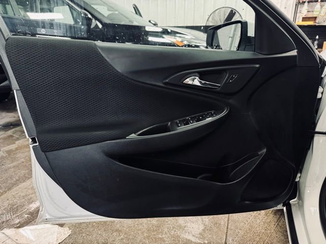 Used 2024 Chevrolet Malibu RS w/ LPO, Floor Liner Package FWD image 11