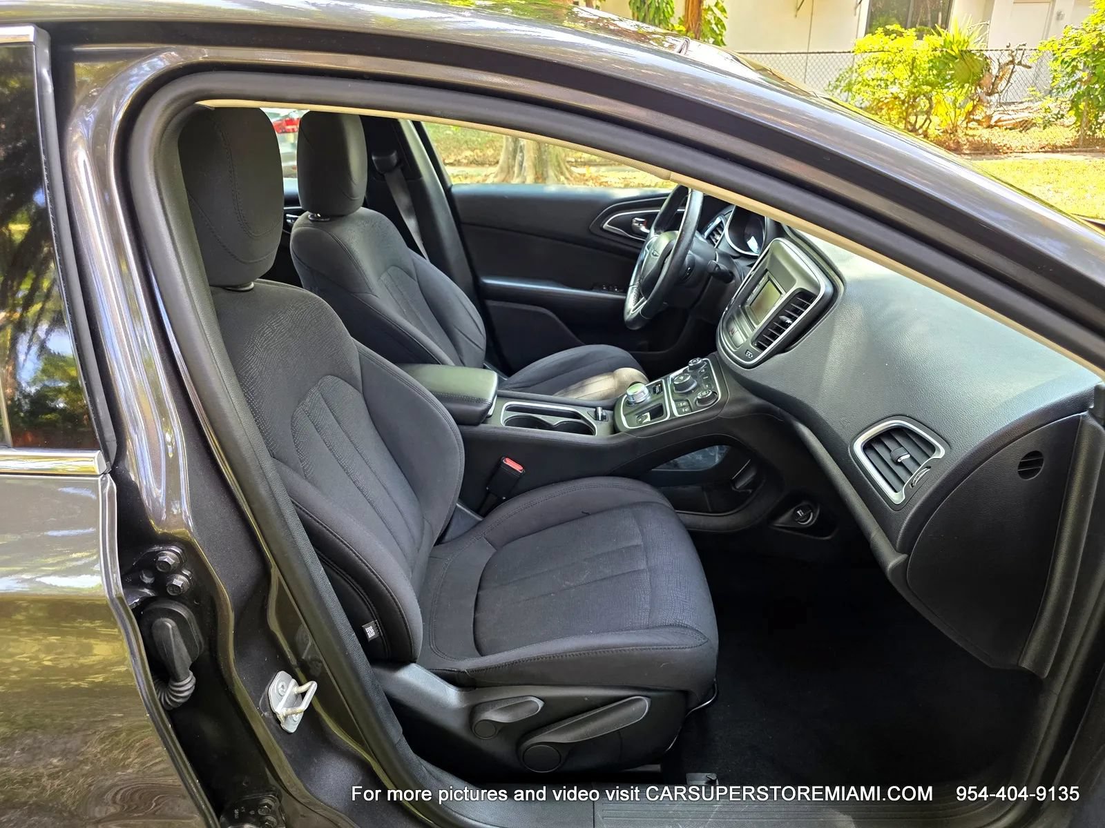Used 2015 Chrysler 200 Limited w/ Convenience Group FWD image 25