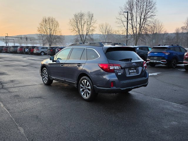 Used 2017 Subaru Outback 2.5i Limited image 6