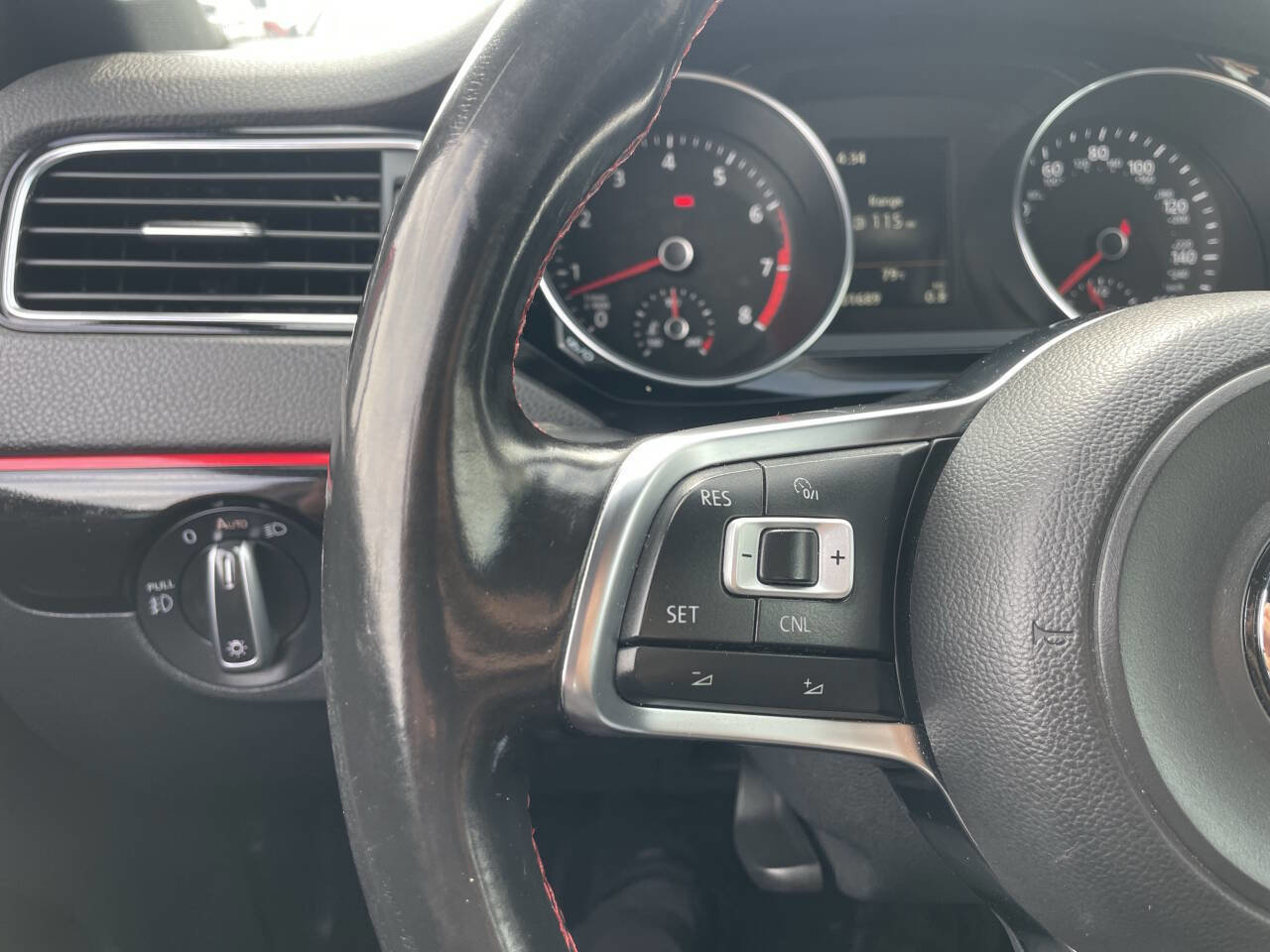 Used 2016 Volkswagen Jetta GLI SEL image 26