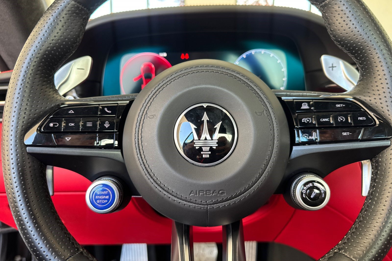 Used 2024 Maserati GranTurismo Trofeo AWD/4WD image 10