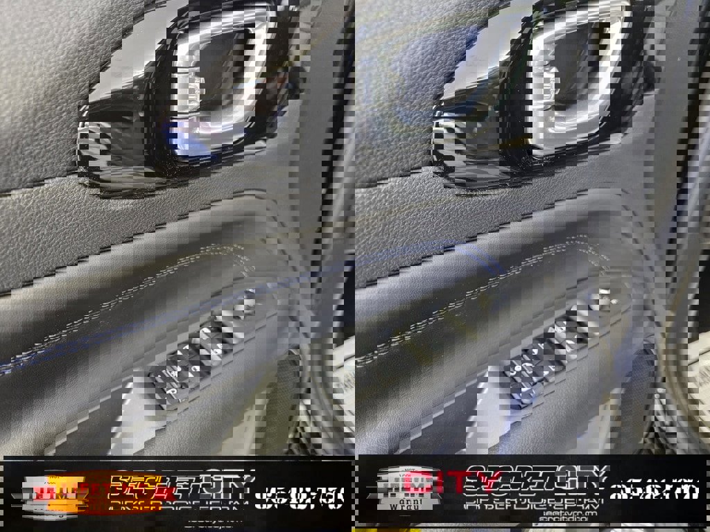 New 2026 Jeep Compass Latitude image 12