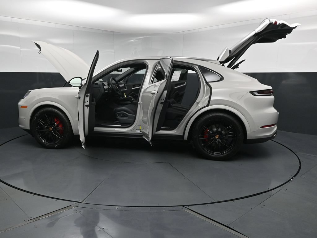New 2026 Porsche Cayenne S AWD/4WD image 32