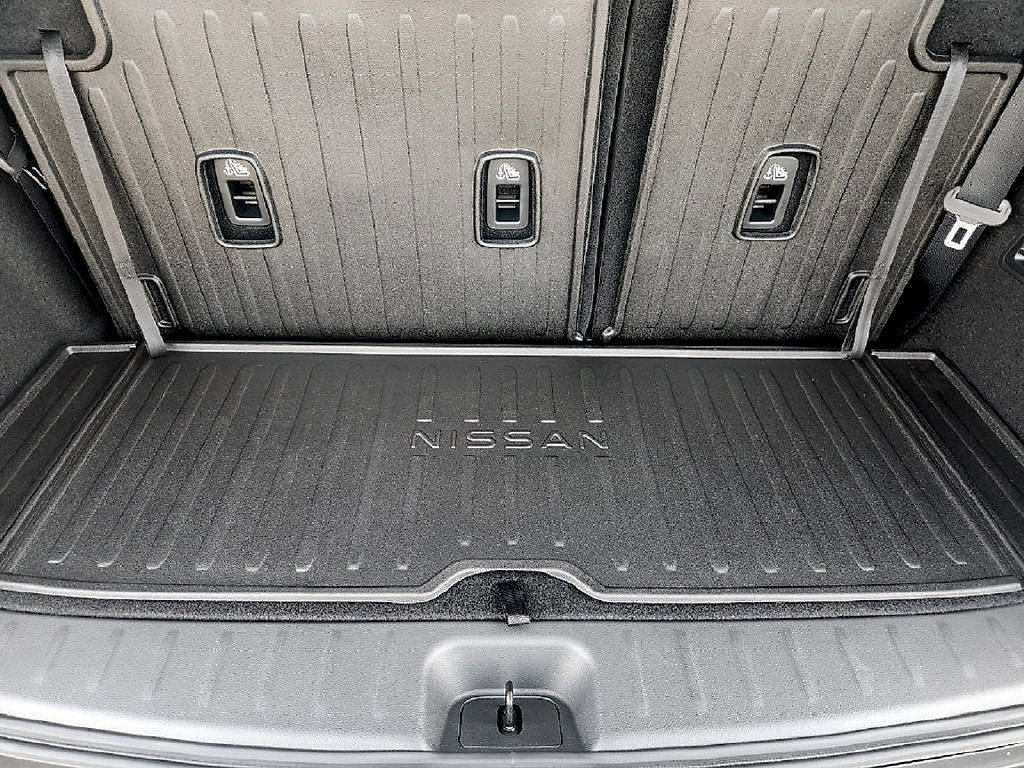 New 2026 Nissan Pathfinder SV w/ Cargo Package FWD image 26