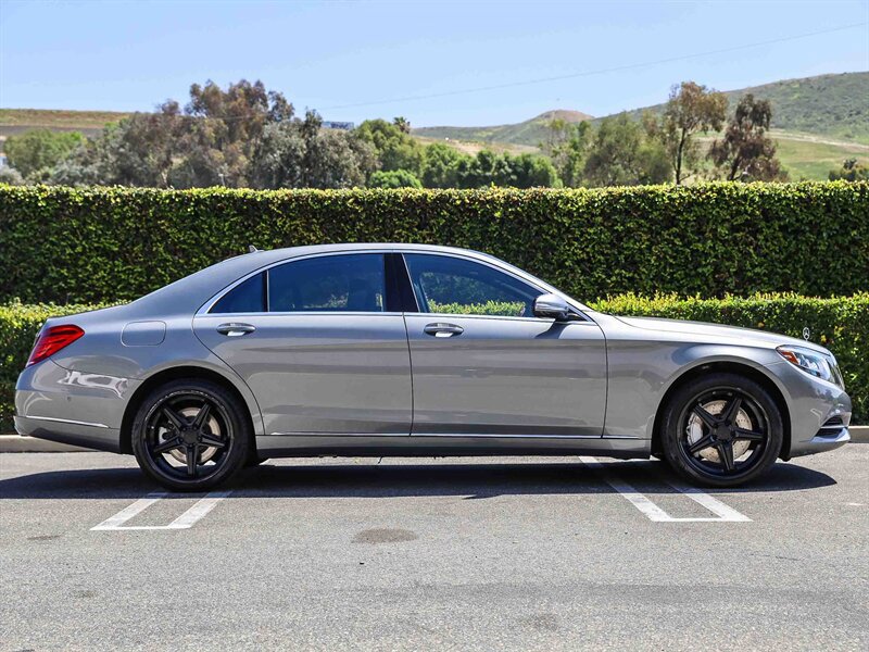 Used 2015 Mercedes-Benz S 550 Sedan image 4