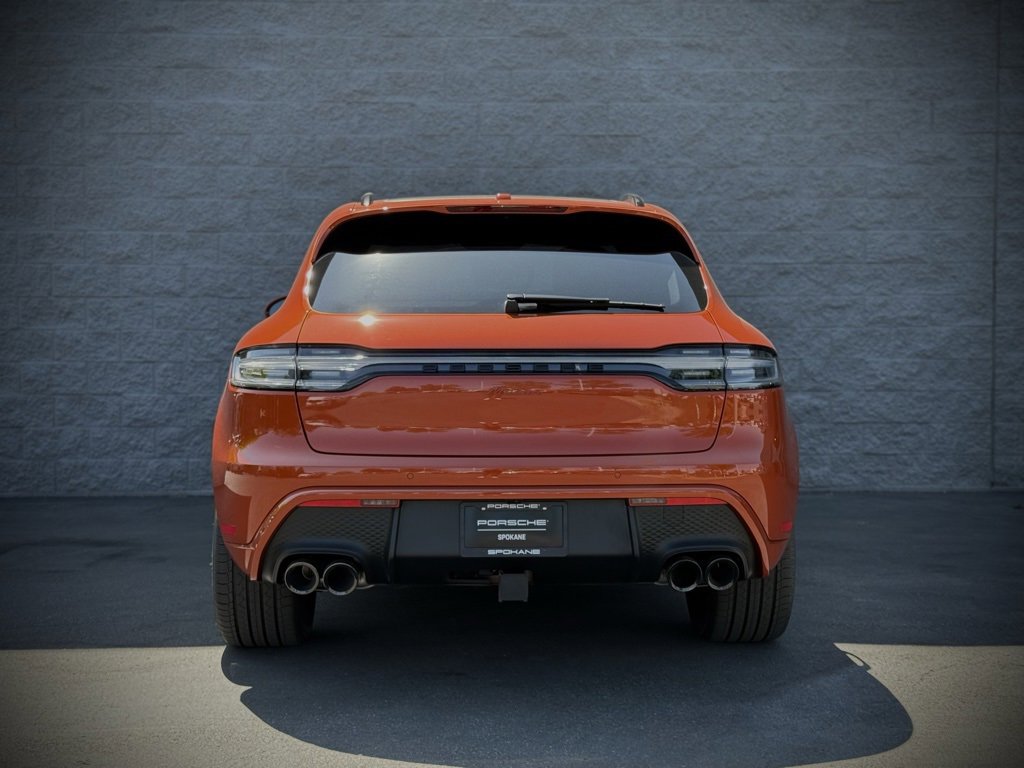 New 2025 Porsche Macan image 9