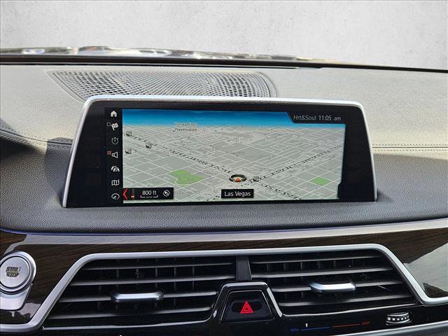 Used 2018 BMW 740e xDrive image 13