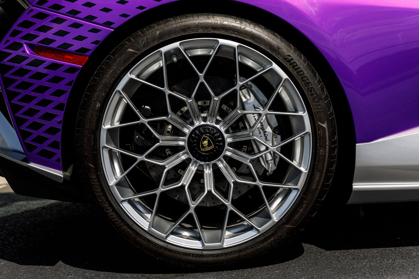 Used 2023 Lamborghini Huracan STO image 26