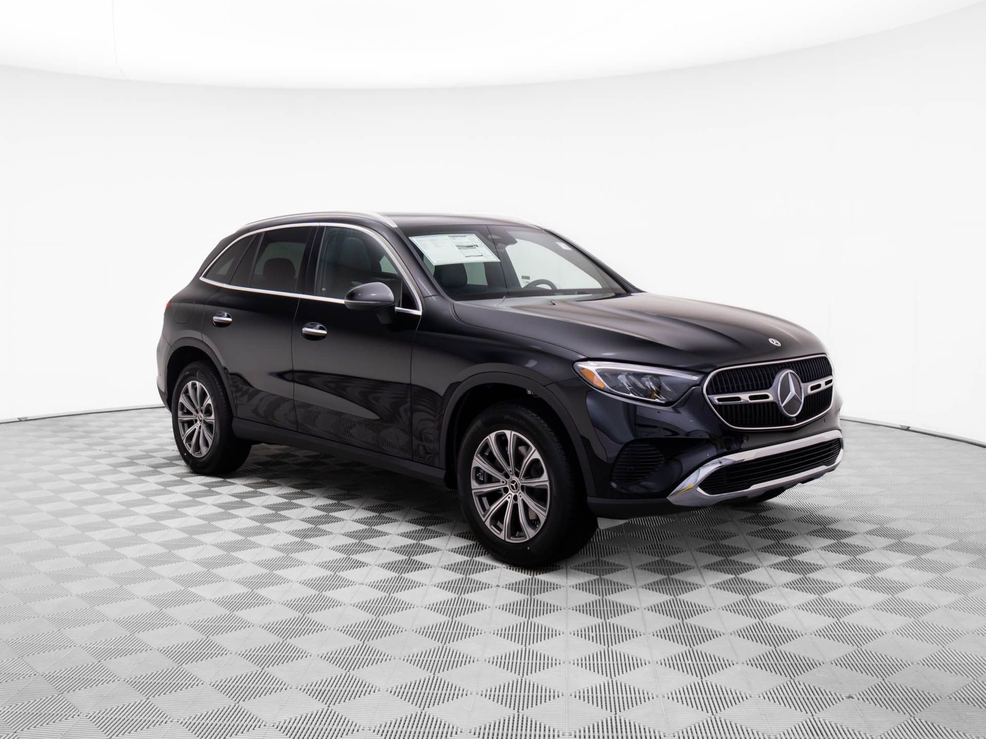 New 2025 Mercedes-Benz GLC 300 4MATIC image 7