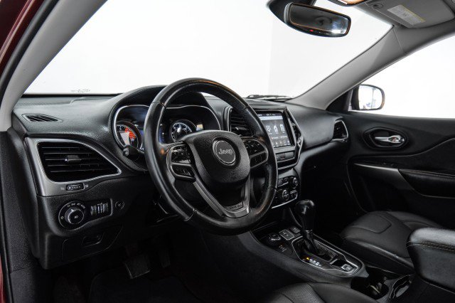 Used 2019 Jeep Cherokee Limited image 13