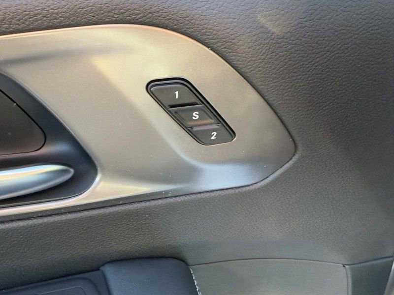 New 2026 Chrysler Pacifica Select image 11