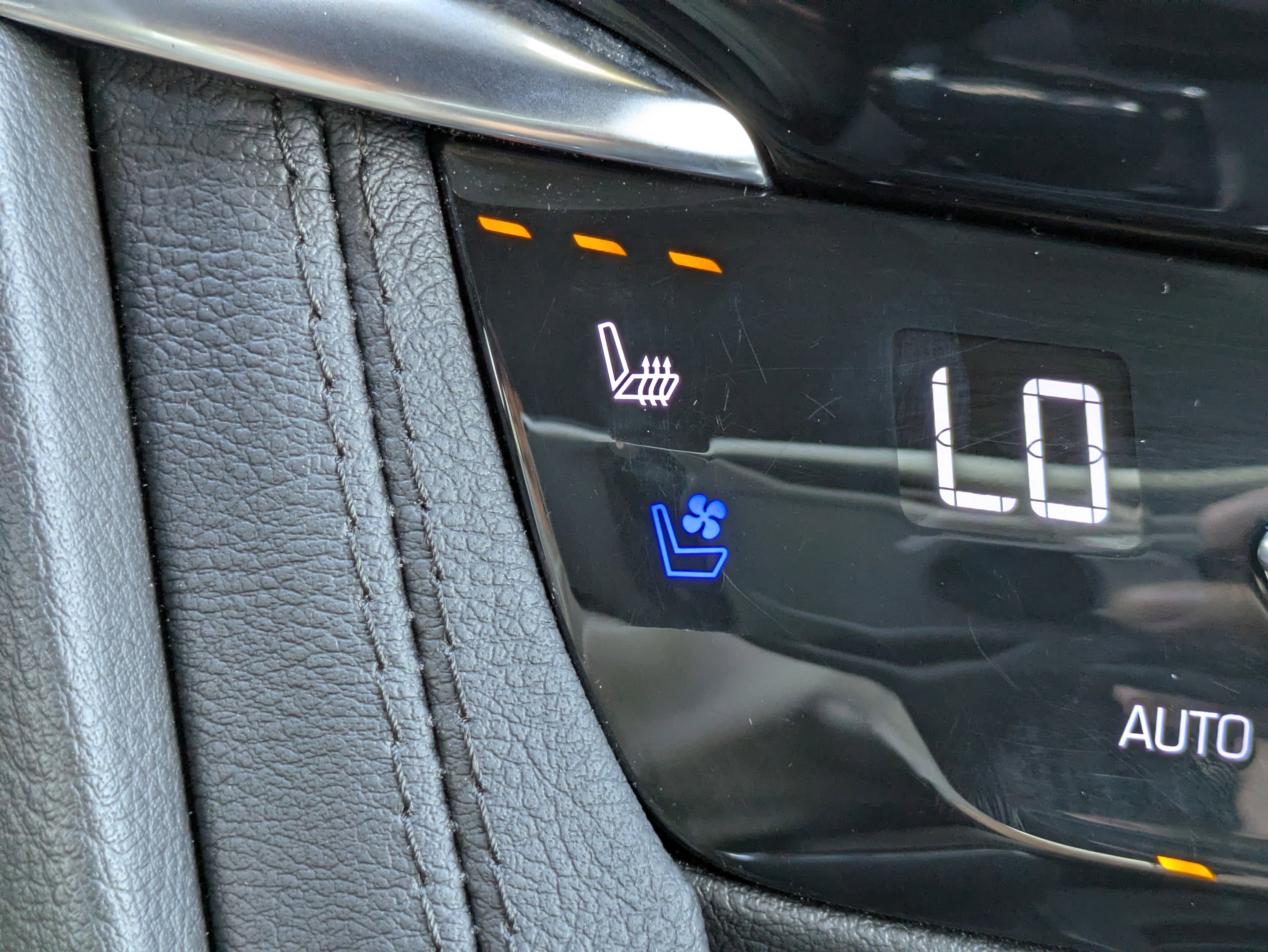 Certified 2024 Cadillac XT6 Sport image 28