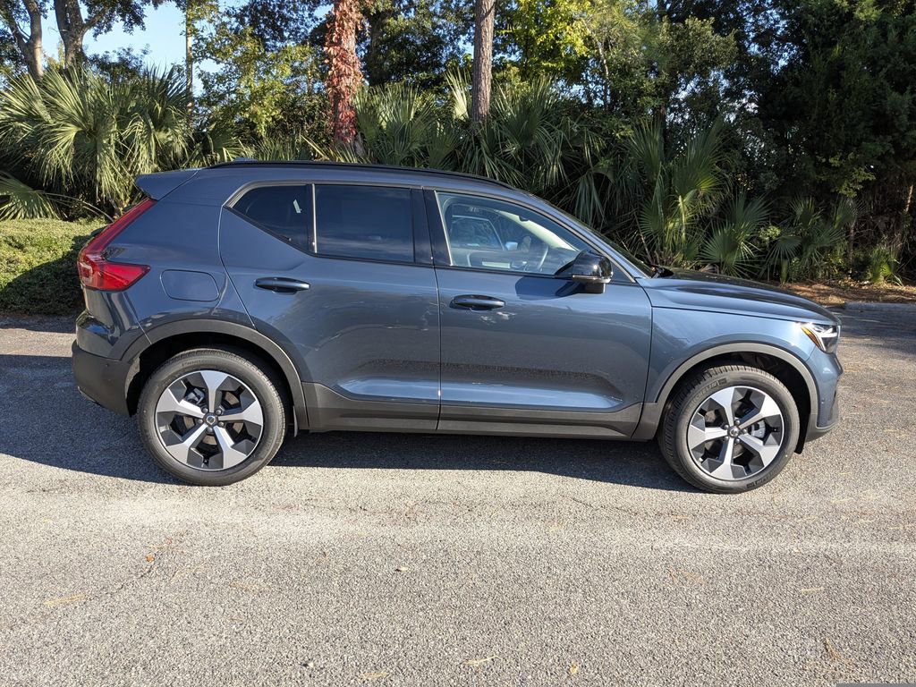 New 2026 Volvo XC40 B4 Plus w/ Protection Package Premier image 3
