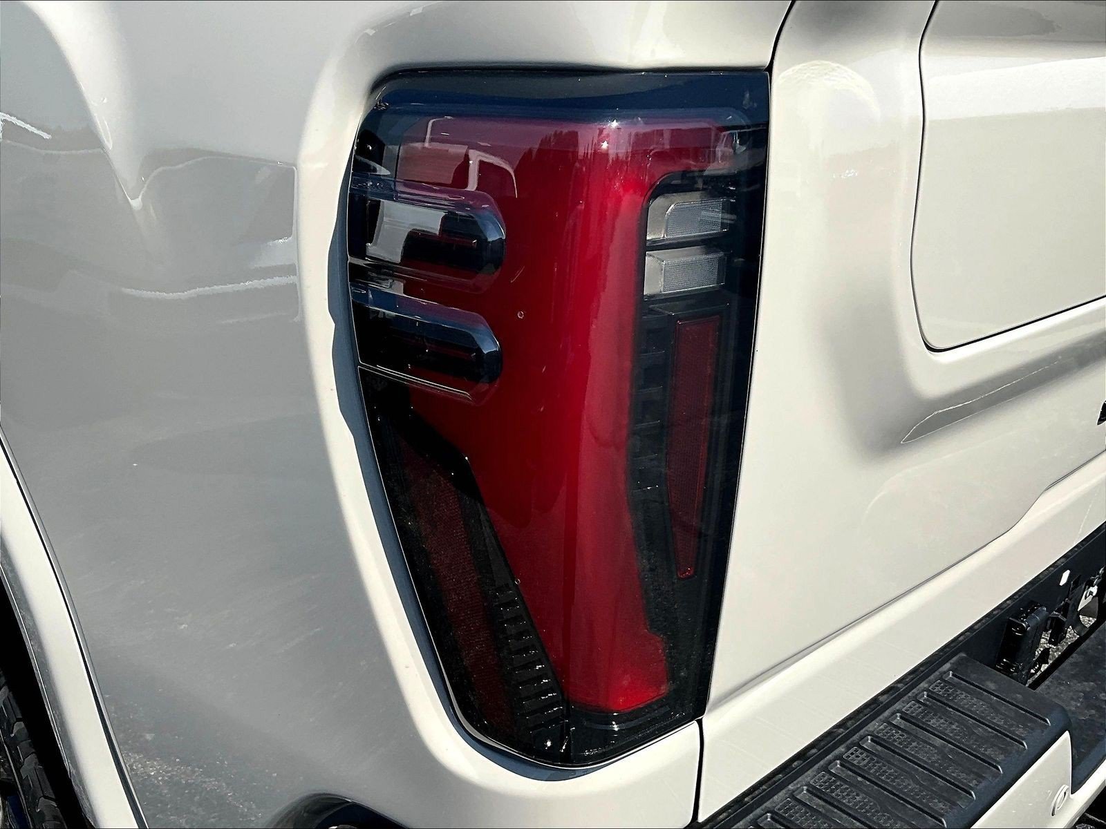 New 2026 GMC Sierra 2500 AT4 w/ AT4 Premium Plus Package AWD/4WD image 15