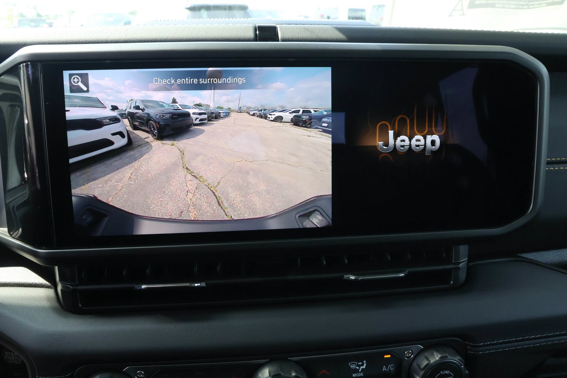 New 2026 Jeep Gladiator Sport AWD/4WD image 16