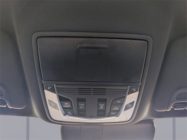 Certified 2025 Acura RDX SH-AWD image 28