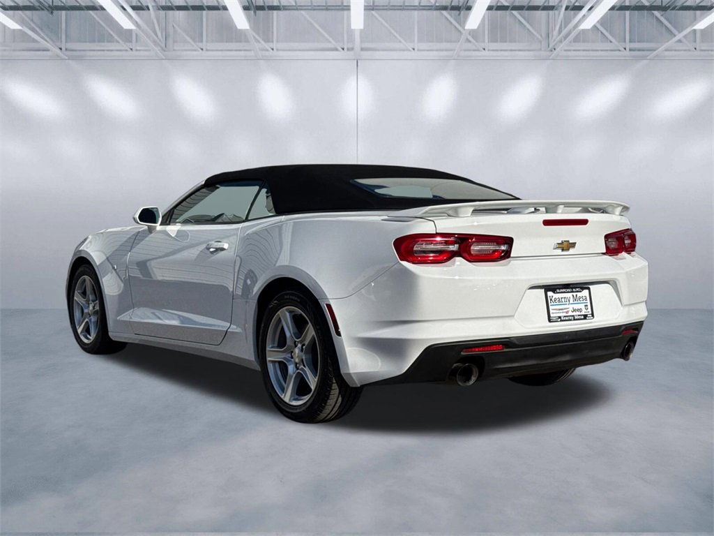 Used 2020 Chevrolet Camaro LT image 4