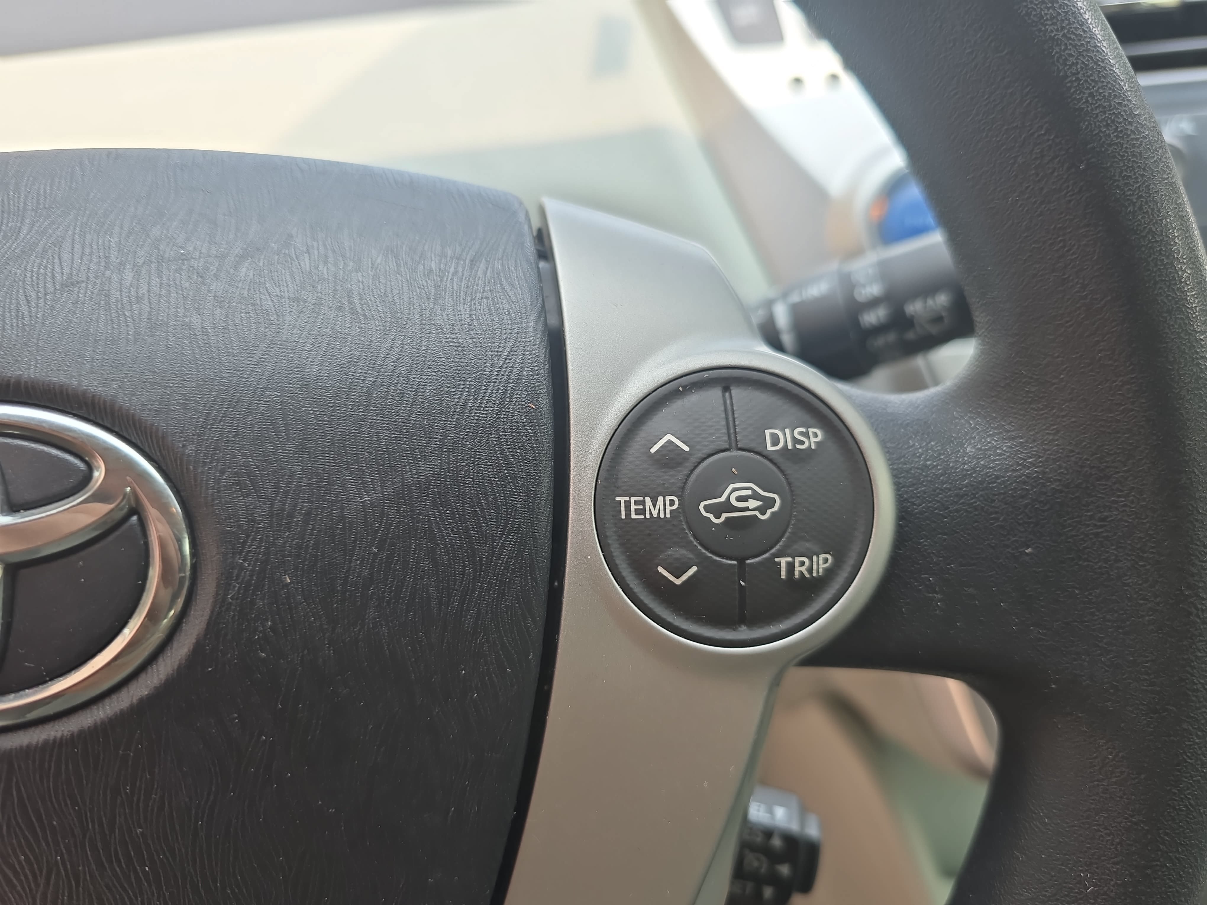Used 2013 Toyota Prius V Two FWD image 17