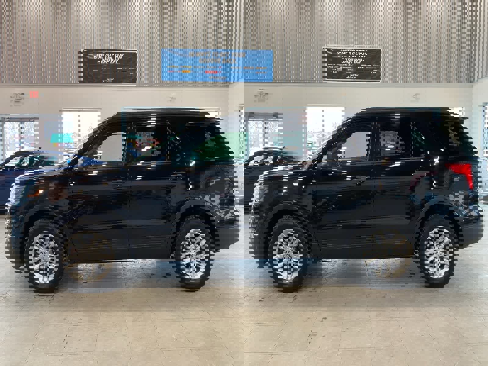 Used 2017 Ford Explorer 4WD image 8