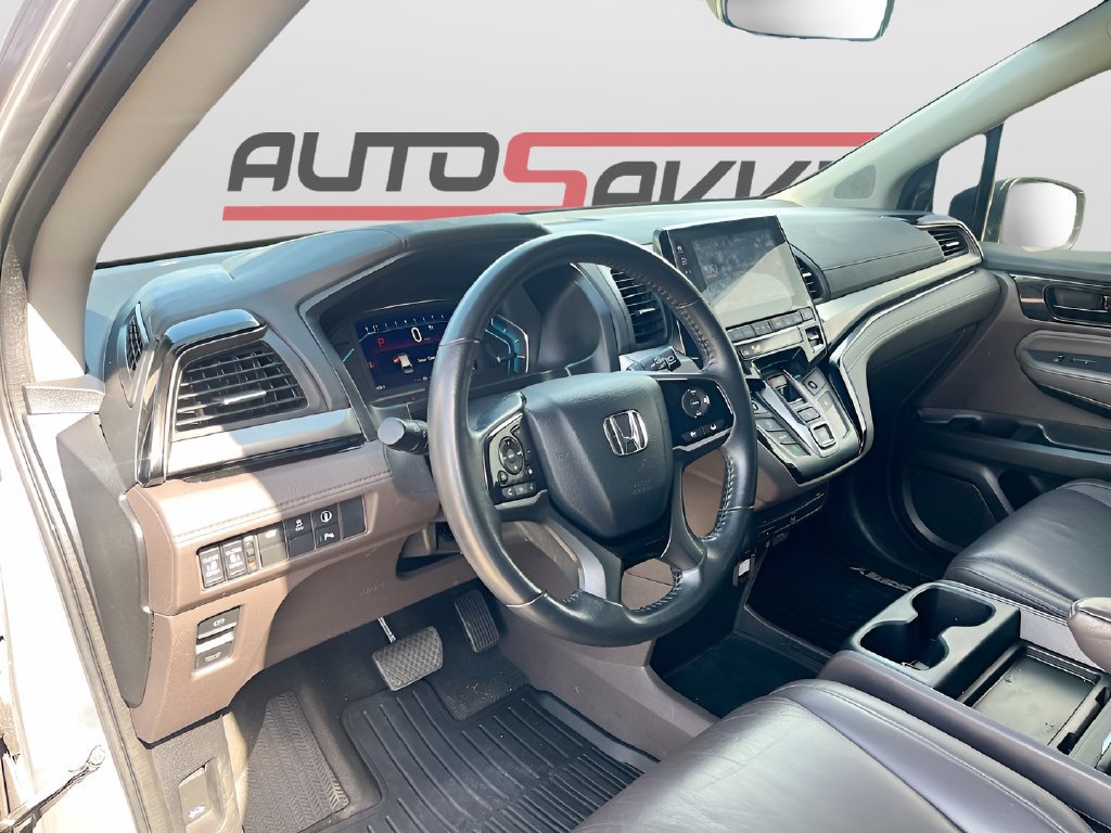 Used 2023 Honda Odyssey Touring image 9