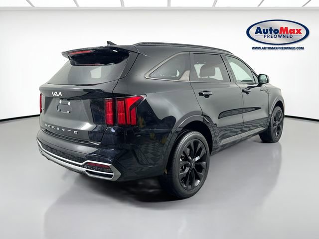 Used 2022 Kia Sorento SX image 2