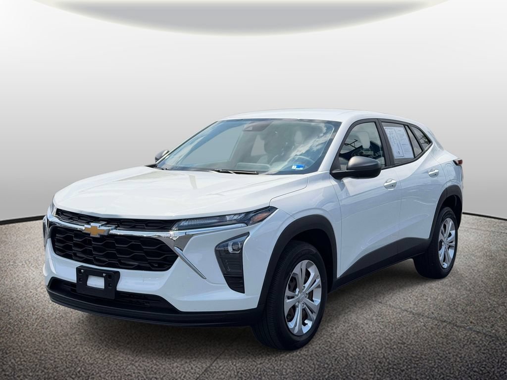 Used 2024 Chevrolet Trax LS FWD image 5