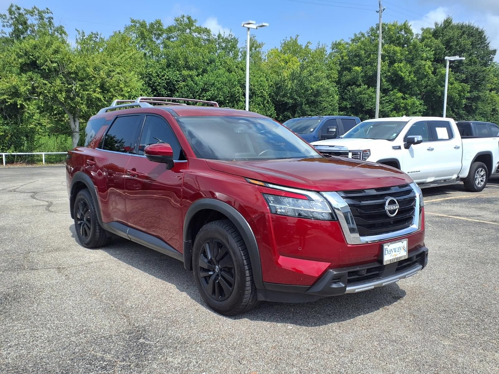 Used 2023 Nissan Pathfinder SL FWD image 20