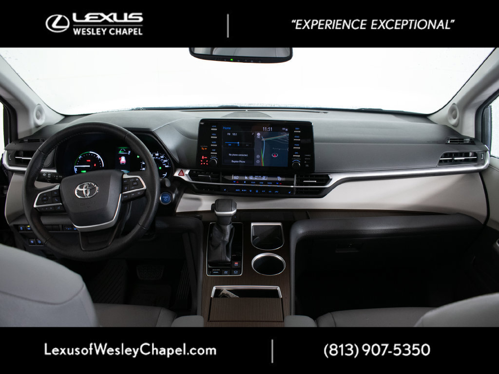 Used 2021 Toyota Sienna XLE w/ XLE Plus Package AWD/4WD image 16